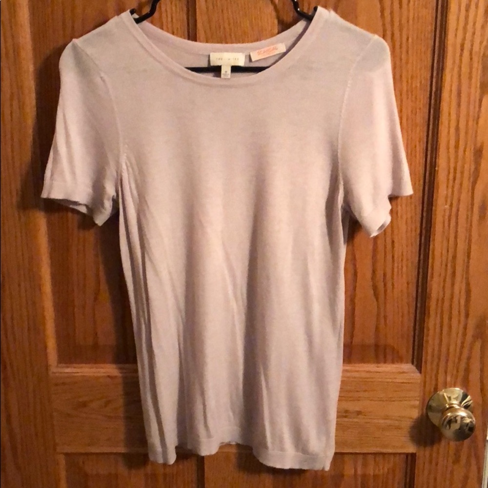Short sleeve sweater